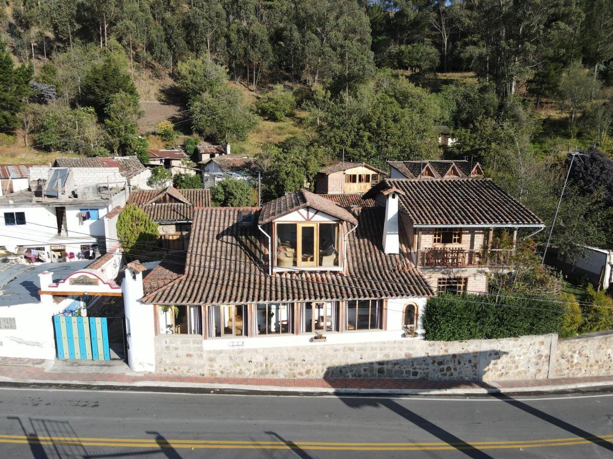 Hostal Mama Hilda Chugchilán Exteriör bild
